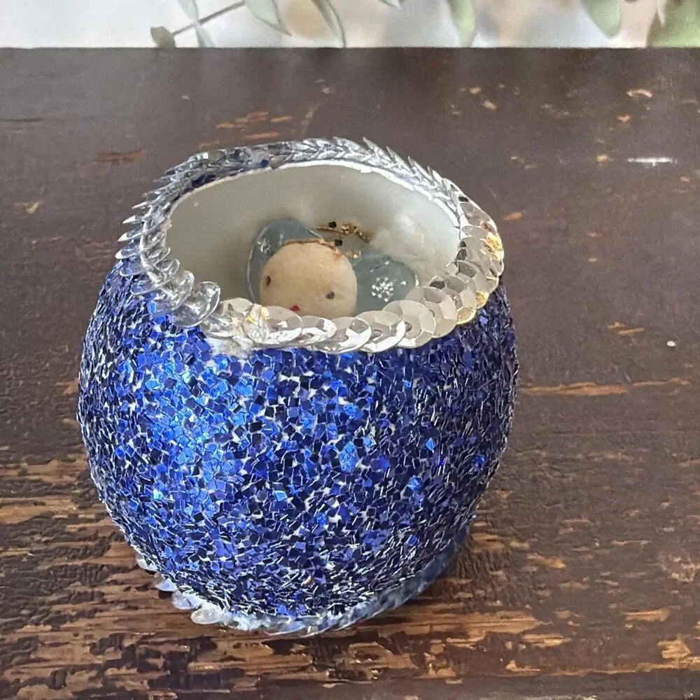 Handmade has lightly